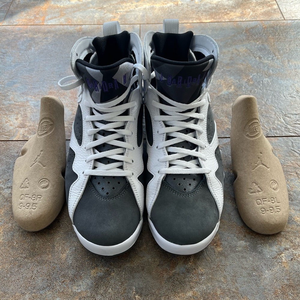 Jordan 7 Retro Flint Gray